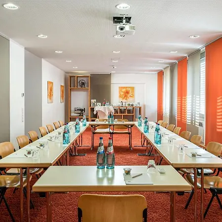 Hotel Mainhaus Stadthotel Frankfurt 4*