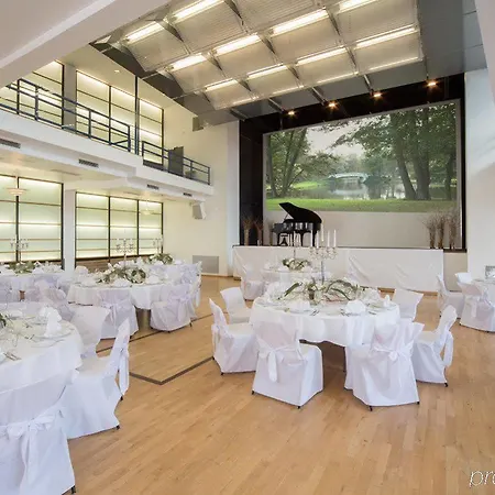 מלון Mainhaus Stadthotel Frankfurt 4*