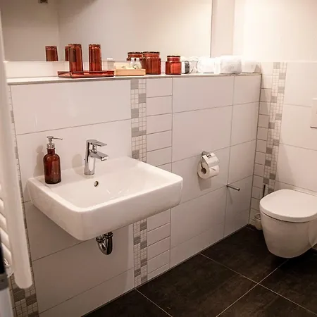 Mainhaus Stadthotel Frankfurt מלון 4*