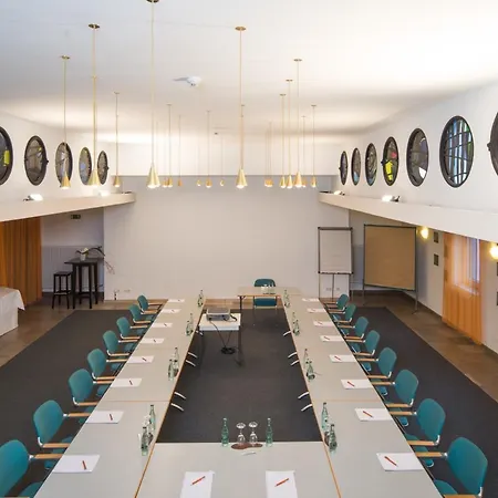 Отель Mainhaus Stadthotel Frankfurt Франкфурт-на-Майне