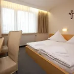 Mainhaus Stadthotel Frankfurt 4*