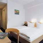 Mainhaus Stadthotel Frankfurt Отель 4*