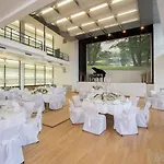 Отель Mainhaus Stadthotel Frankfurt 4*